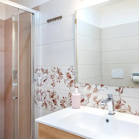 M407 - Marcelli, Trilocale Direttamente Sul Mare * 马瑟利